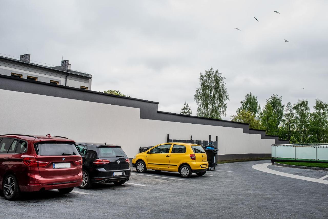 Apartamenty Czestochowa Eu "Parking Gratis" Exteriör bild