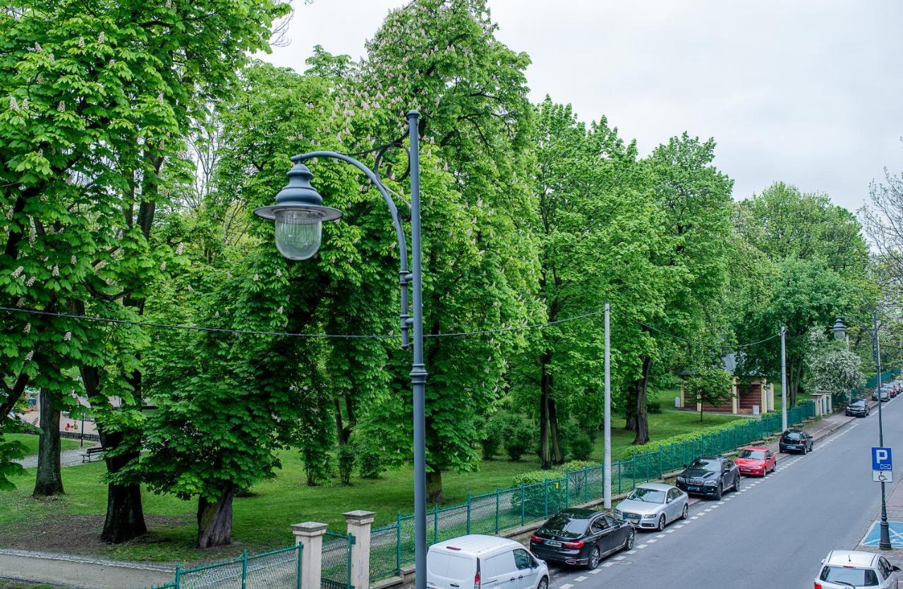 Apartamenty Czestochowa Eu "Parking Gratis" Exteriör bild